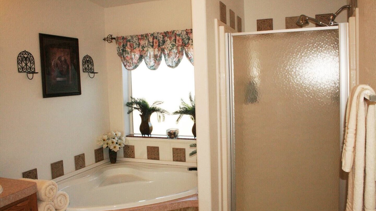 Photo of Bathroom in Cochise County