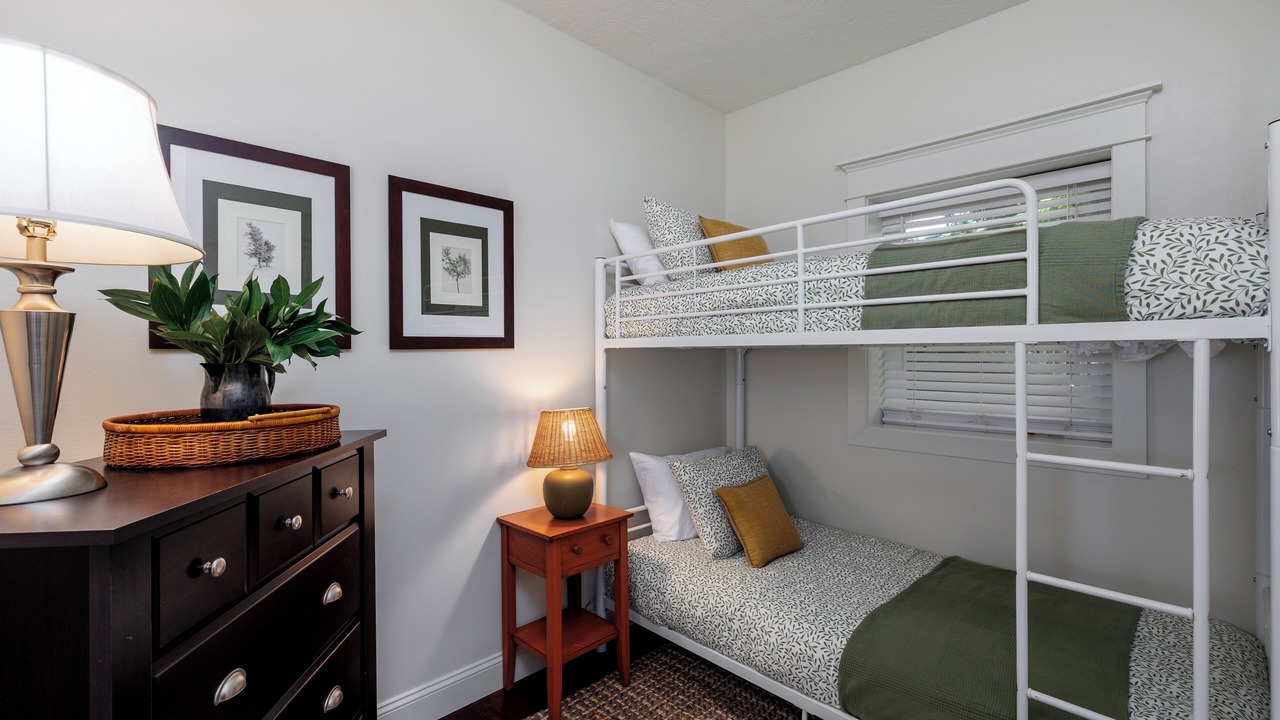 Photo of Bedroom in Bull Mountain