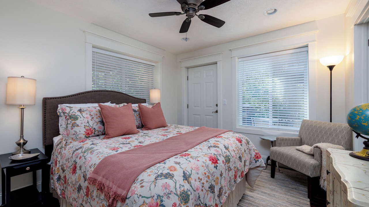 Photo of Bedroom in Bull Mountain