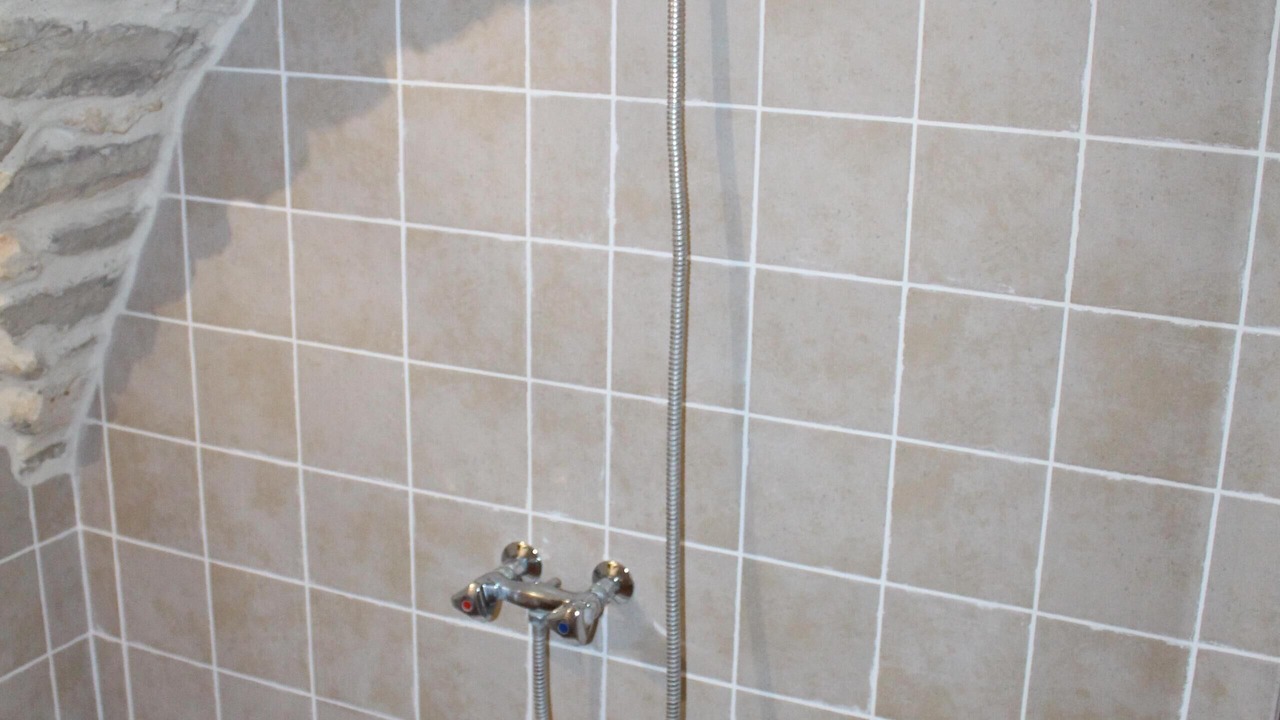 Photo of Bathroom in Combas
