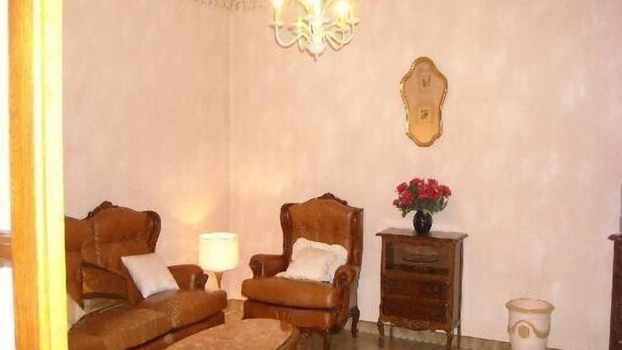 Photo of Livingroom in Les Mages