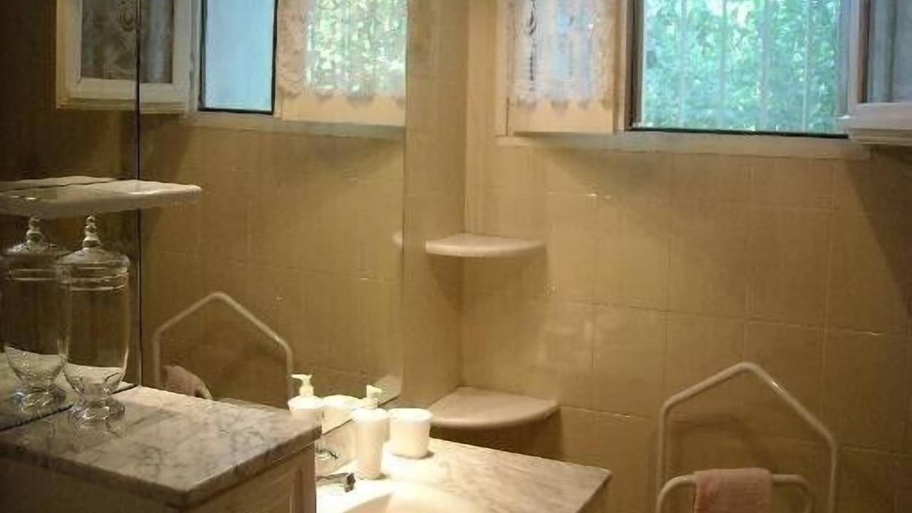 Photo of Bathroom in Les Mages