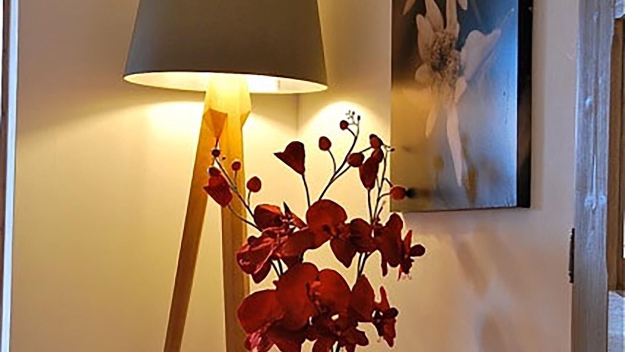 Photo of Others in Arc-1800