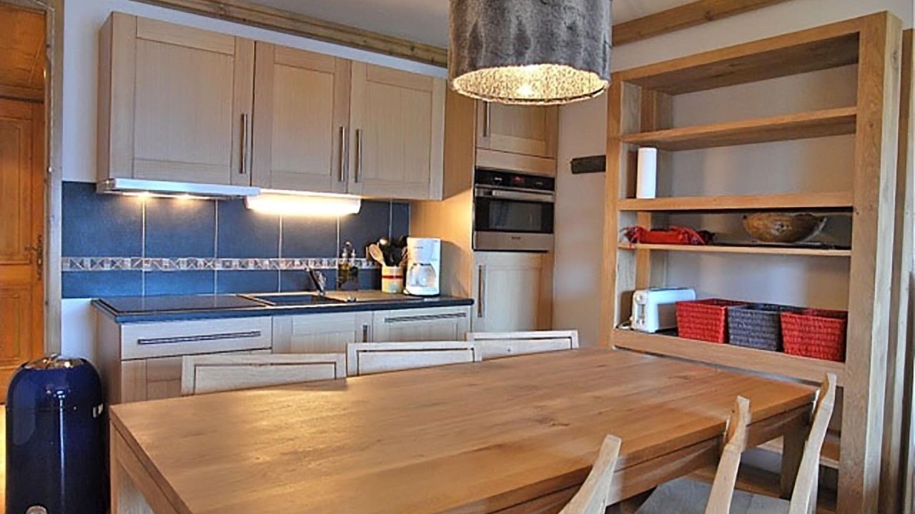 Photo of Others in Arc-1800