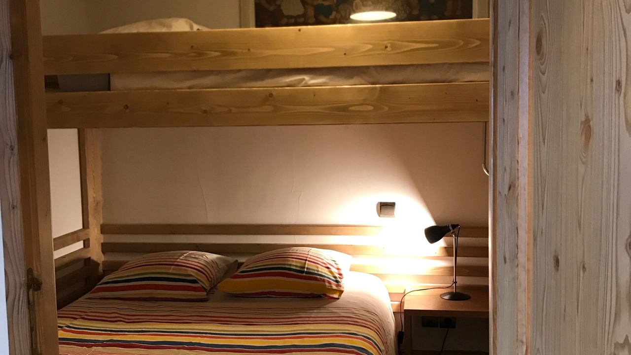 Photo of Bedroom in Arc-1800