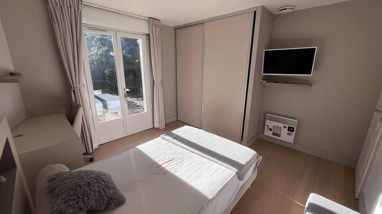 Photo of Bedroom in Les Hauts de Villeneuve