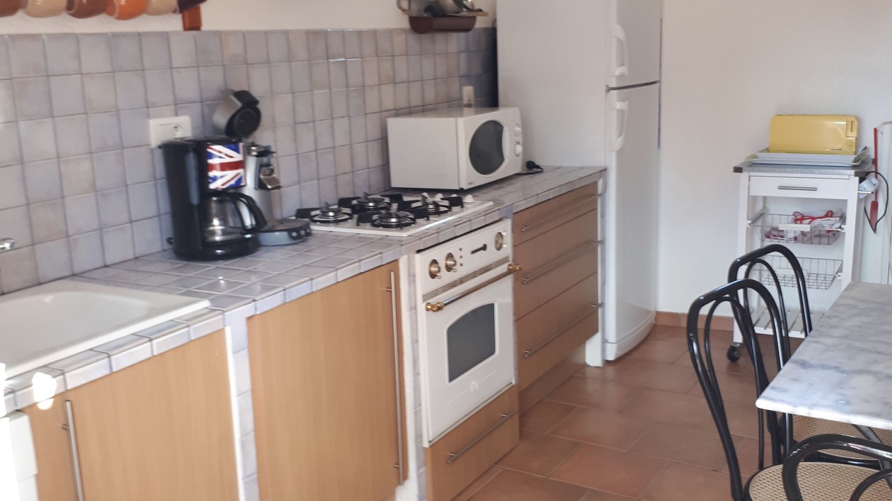 Photo of Kitchen in Saint-Estephe