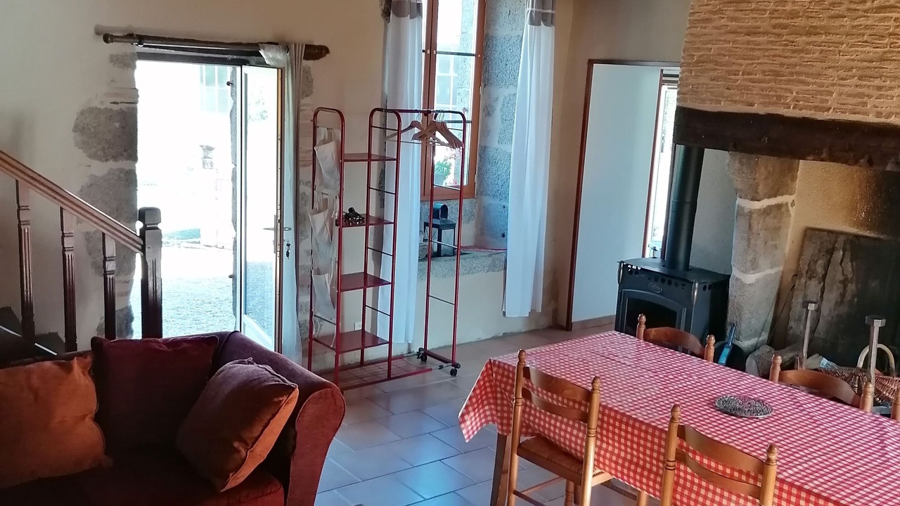 Photo of Livingroom in Saint-Estephe