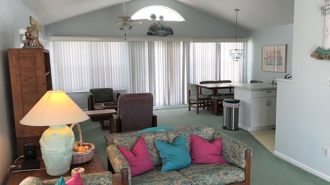 Photo of Livingroom in North Topsail Beach