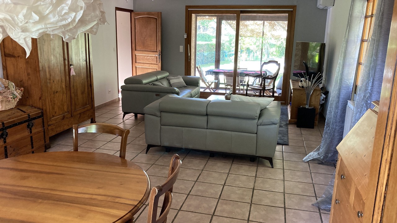 Photo of Livingroom in Sabran