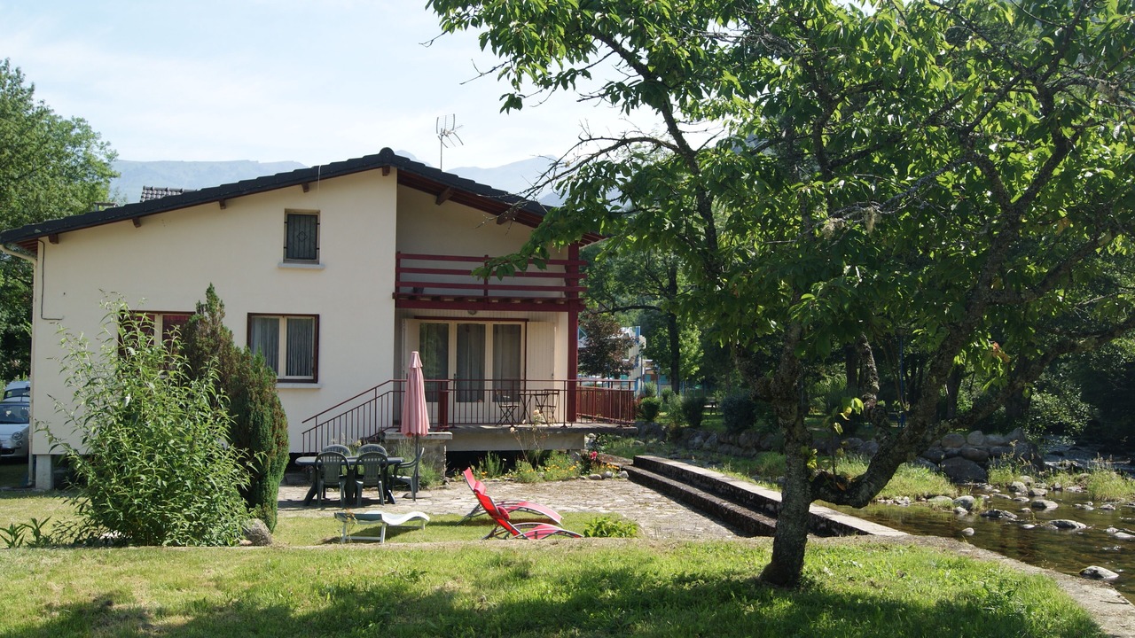 Photo of Outdoor in Aston