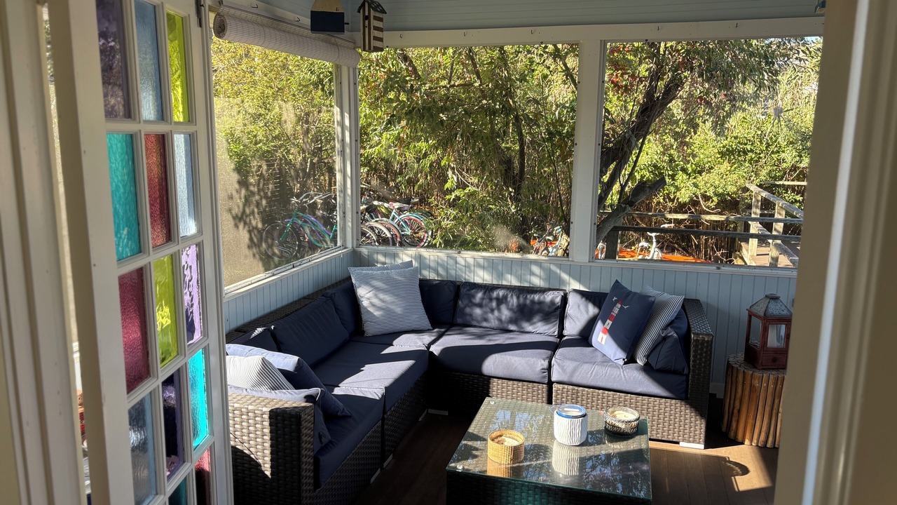 Photo of Livingroom in Seaview