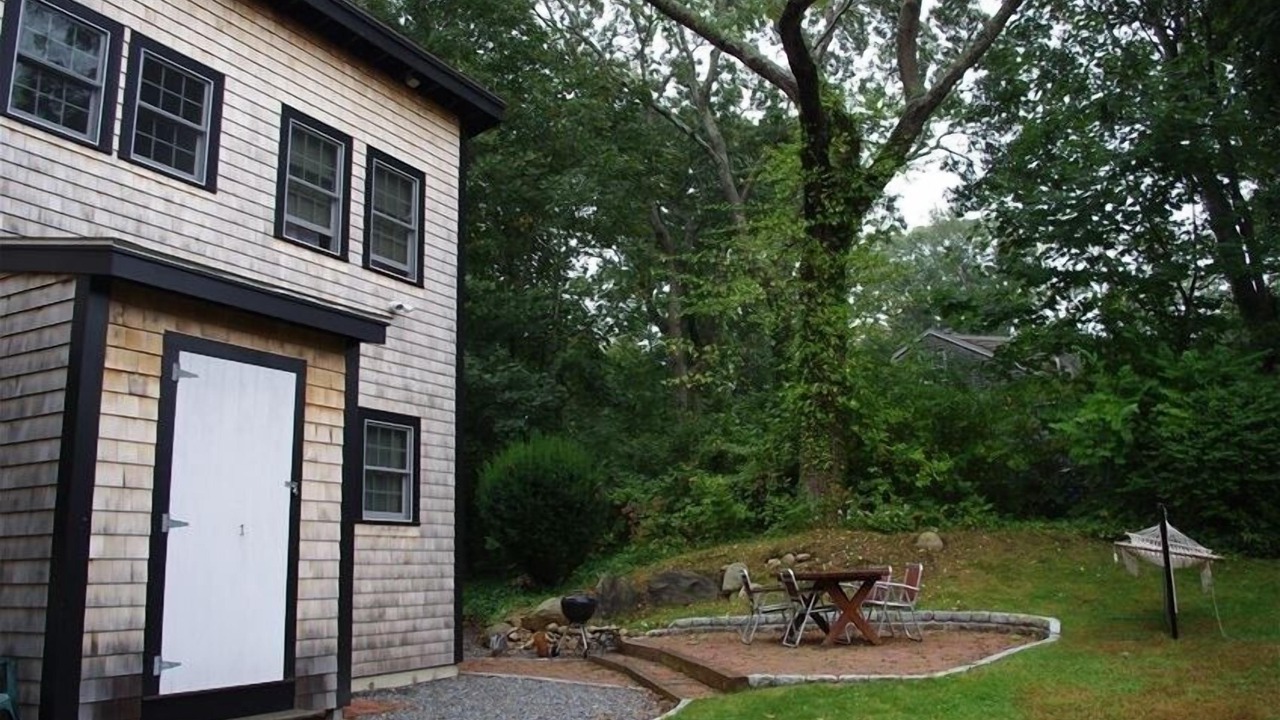 Photo of Others in Woods Hole
