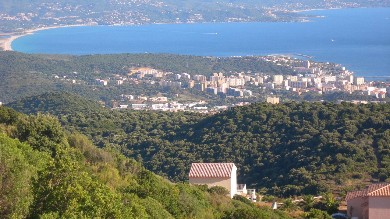 Photo of Outdoor in Alata