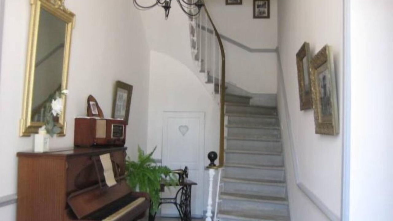 Photo of Others in Pomerols