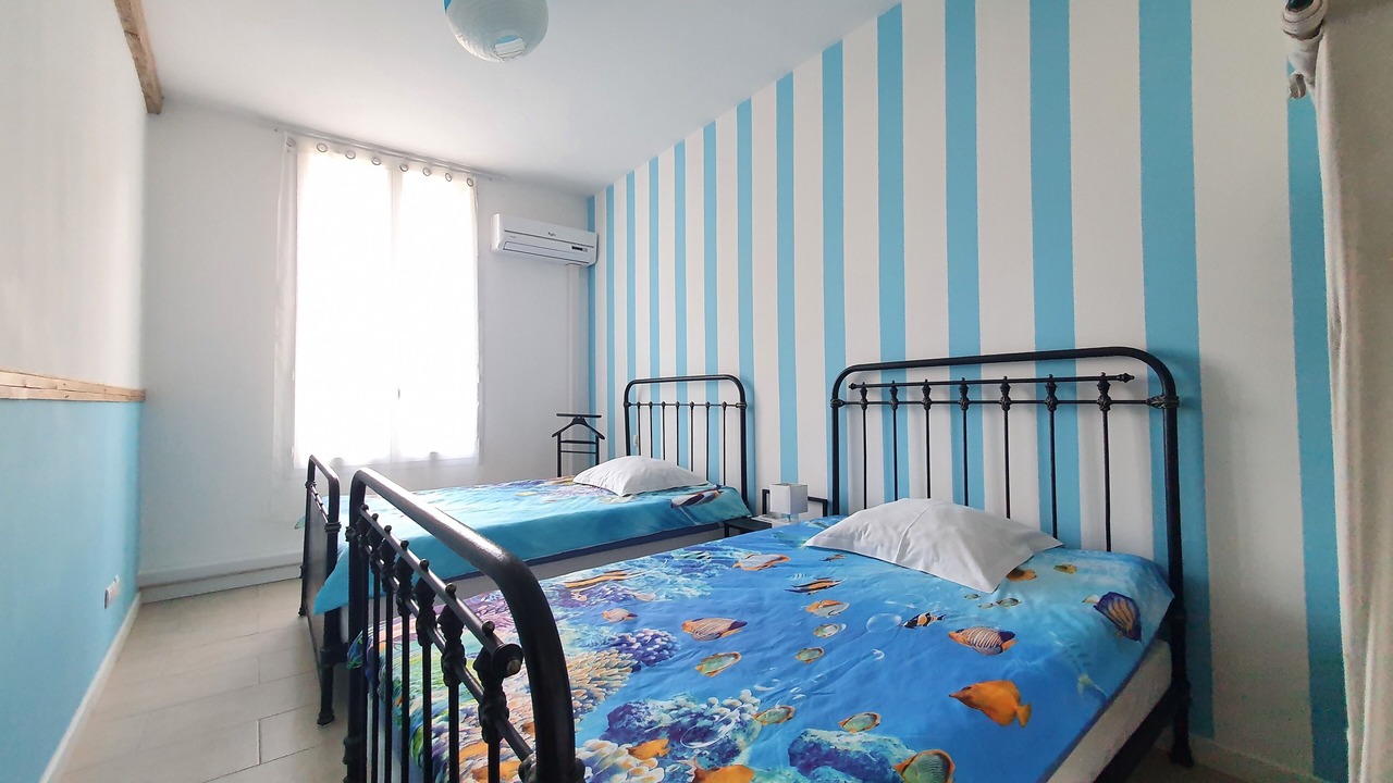 Photo of Bedroom in Pomerols