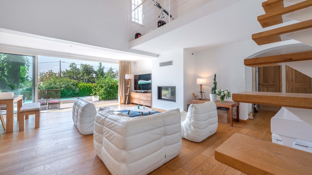 Photo of Livingroom in Pourrieres