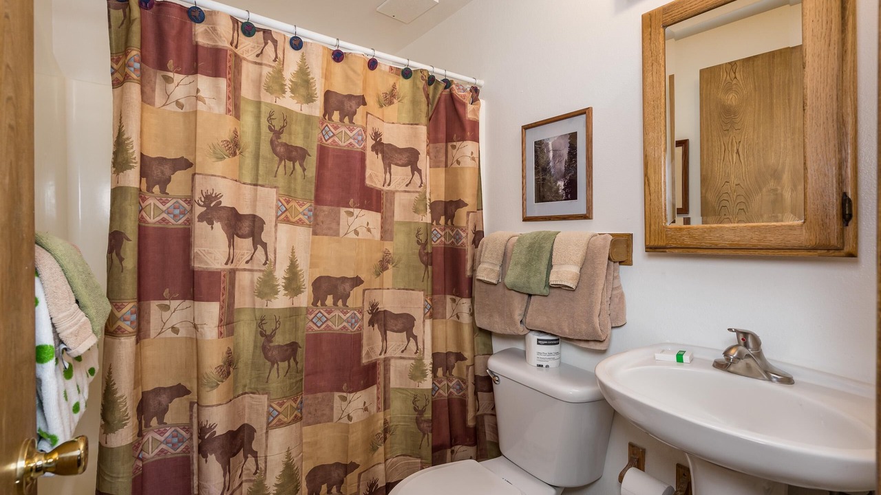 Photo of Bathroom in Yosemite West