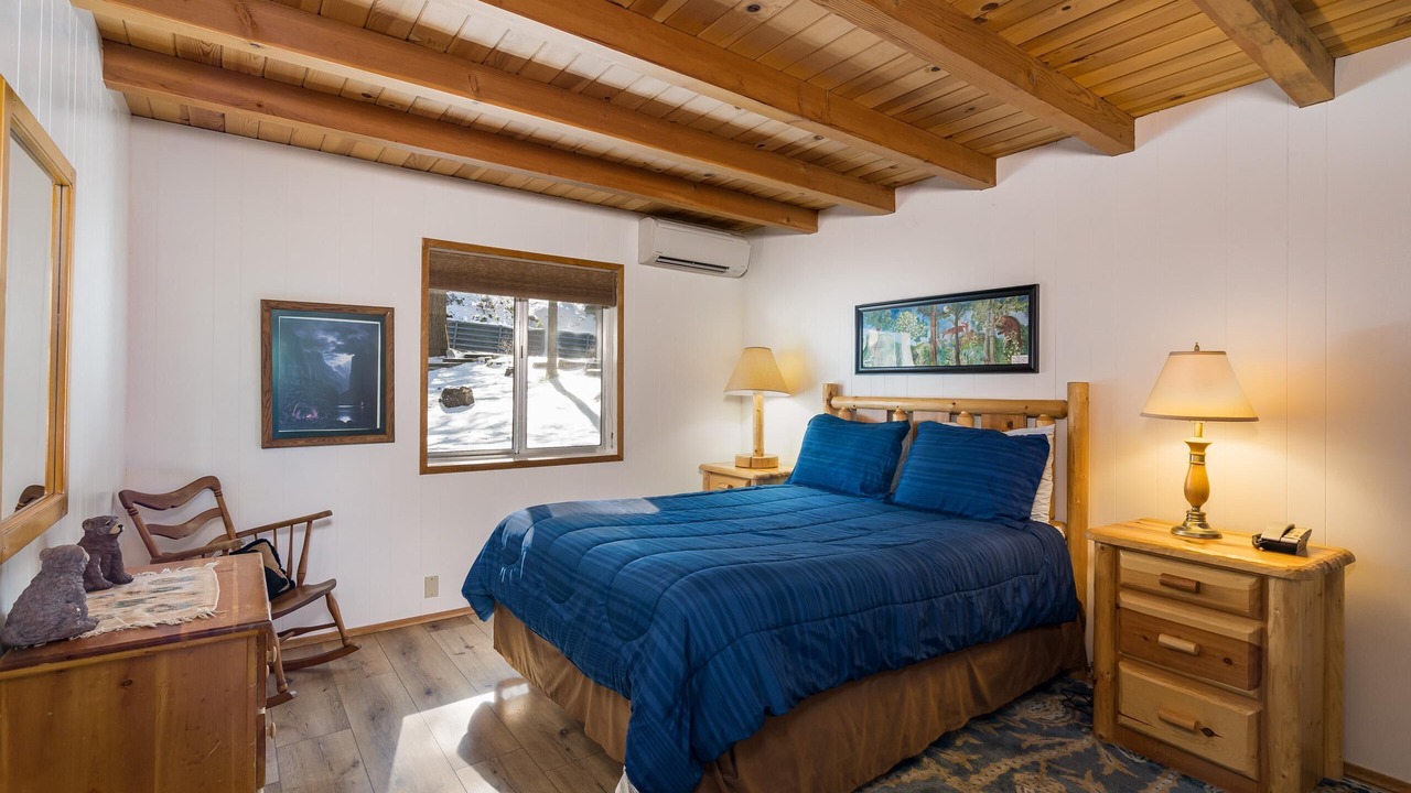 Photo of Bedroom in Yosemite West