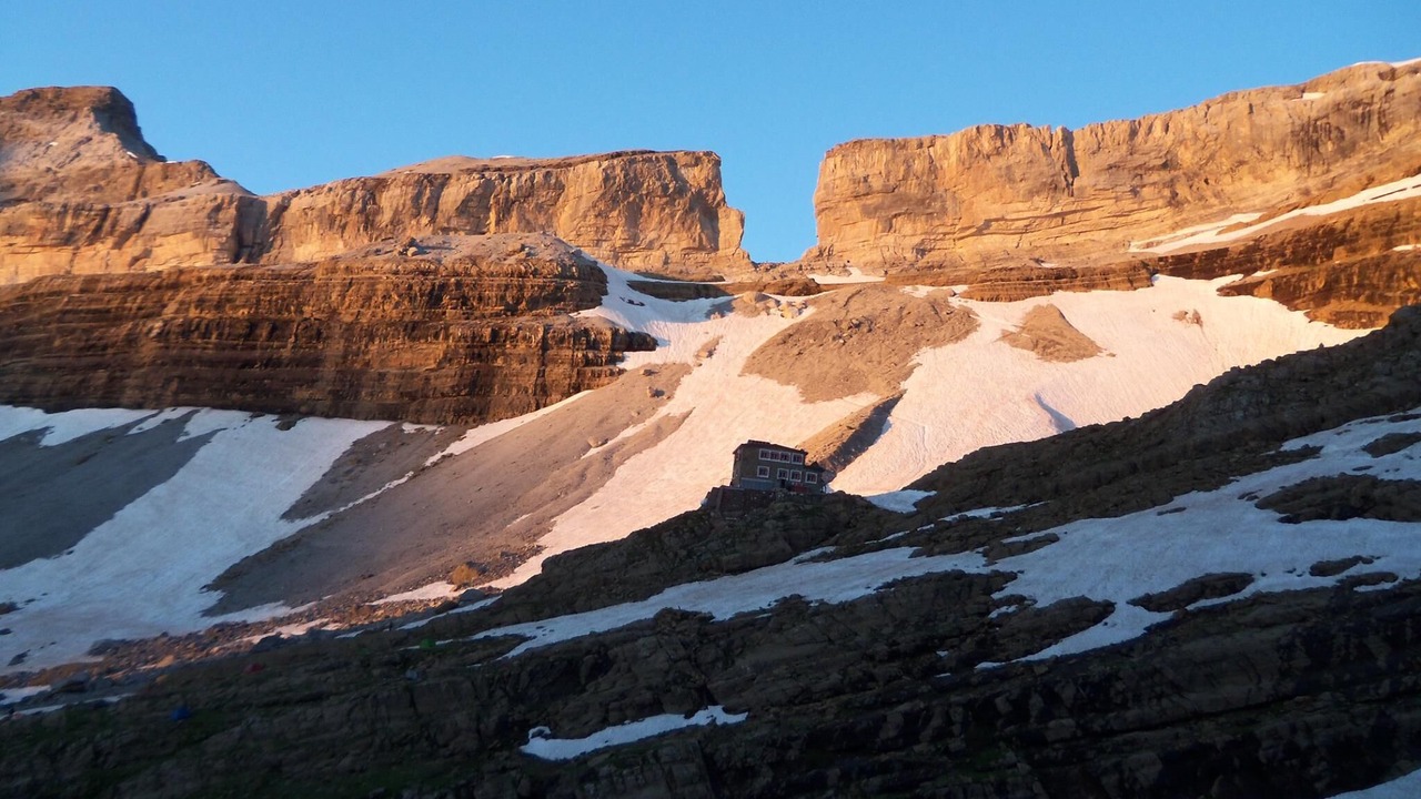 Photo of Outdoor in Gedre