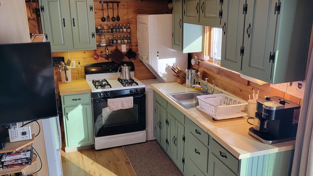 Photo of Kitchen in Town of Broome