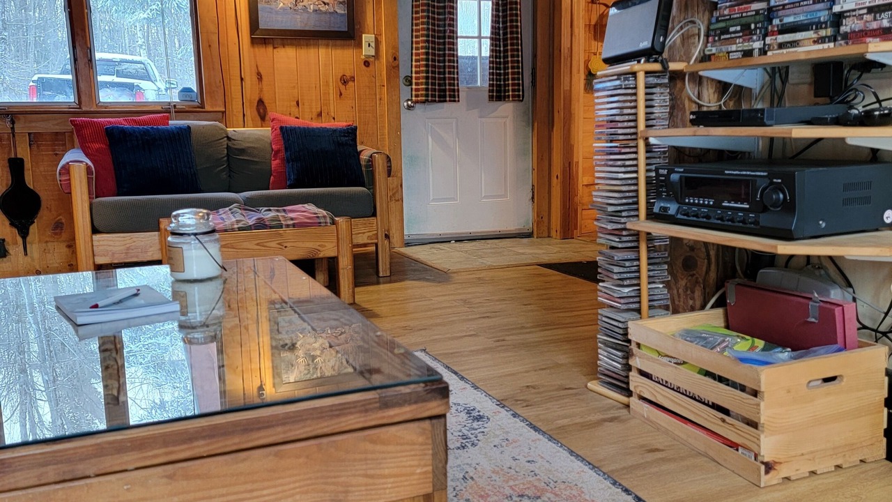 Photo of Livingroom in Town of Broome