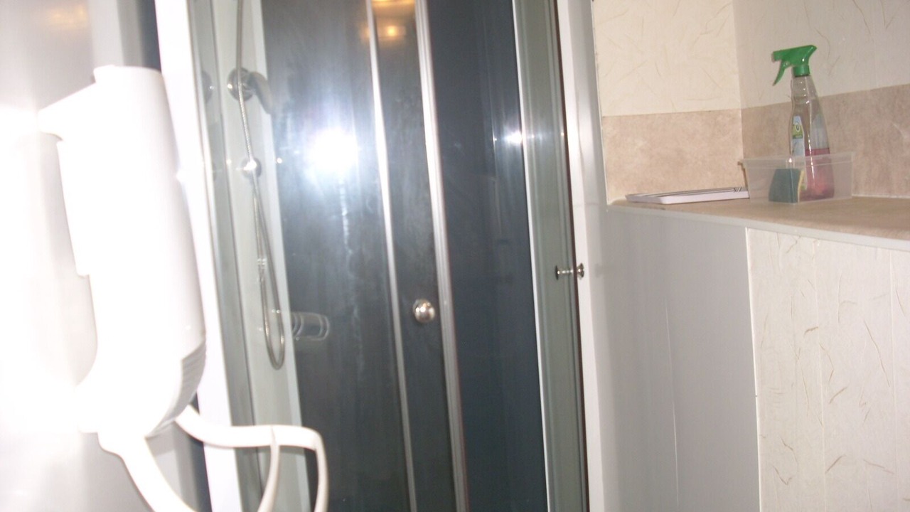 Photo of Bathroom in Menomblet