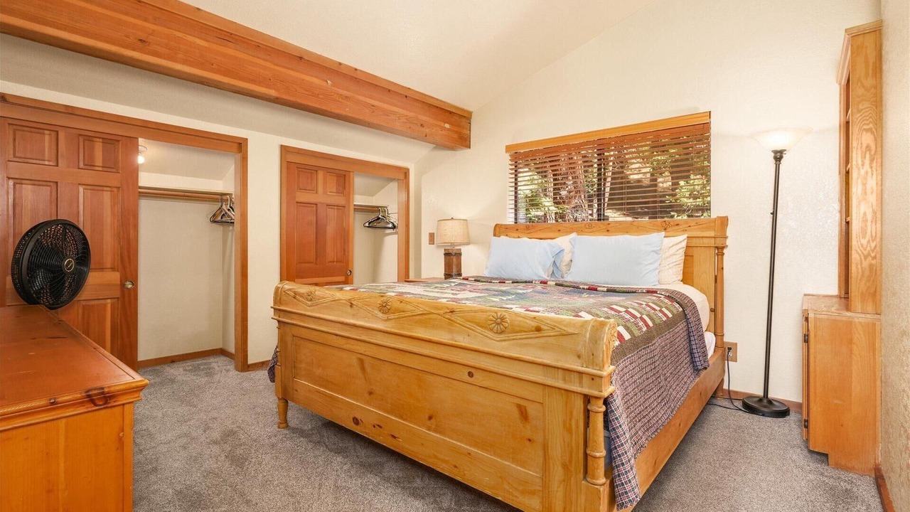 Photo of Bedroom in Yosemite West