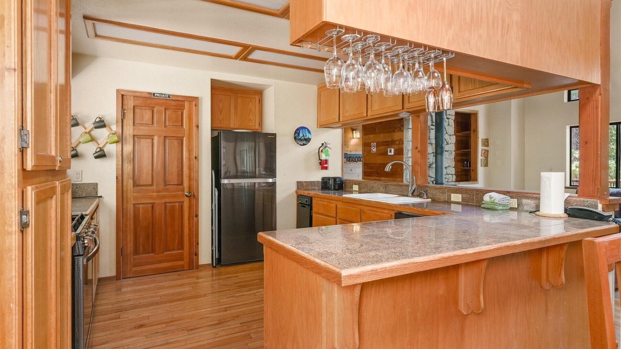 Photo of Kitchen in Yosemite West