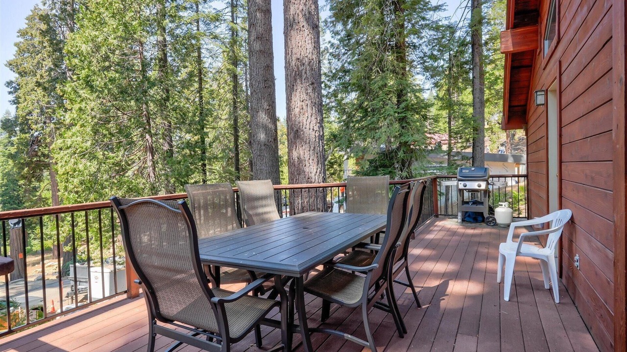 Photo of Outdoor in Yosemite West