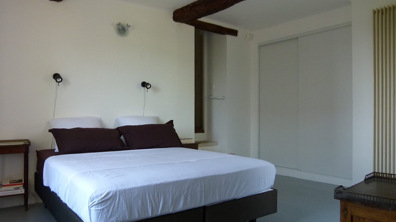 Photo of Bedroom in Revest-des-Brousses