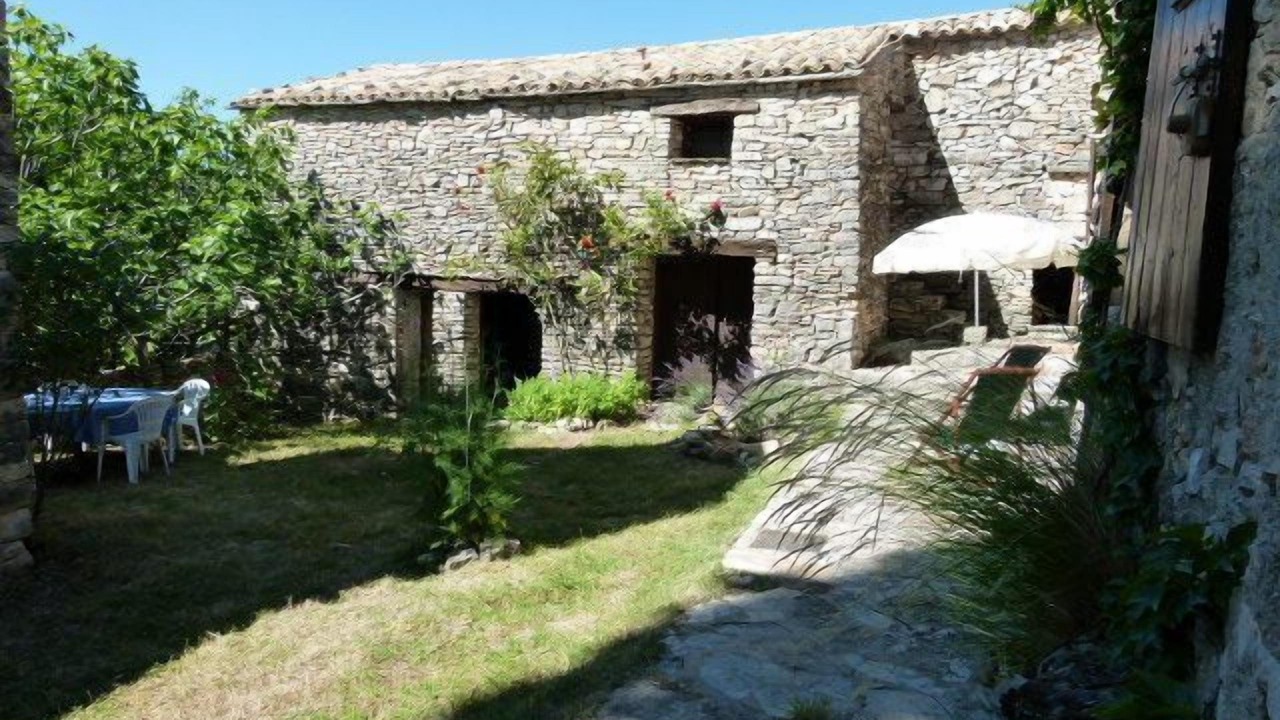 Photo of Outdoor in Revest-des-Brousses