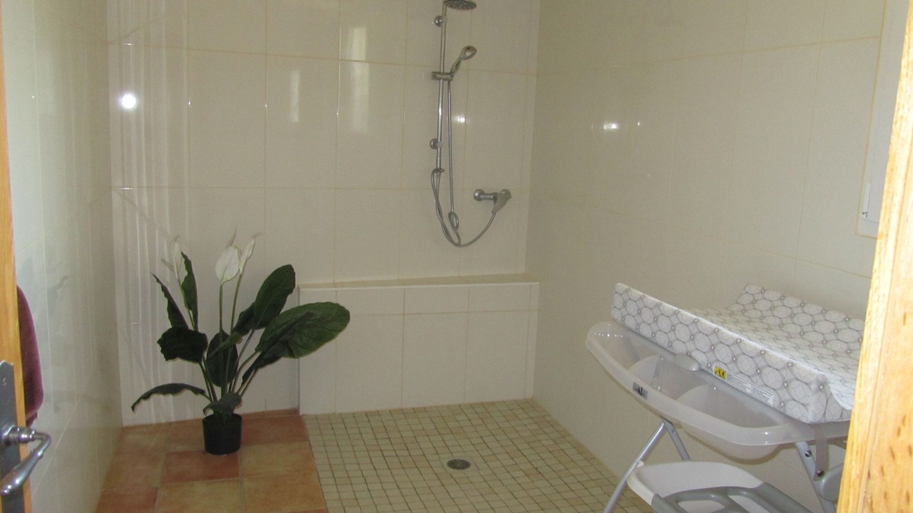 Photo of Bathroom in Saint-Paterne-Racan