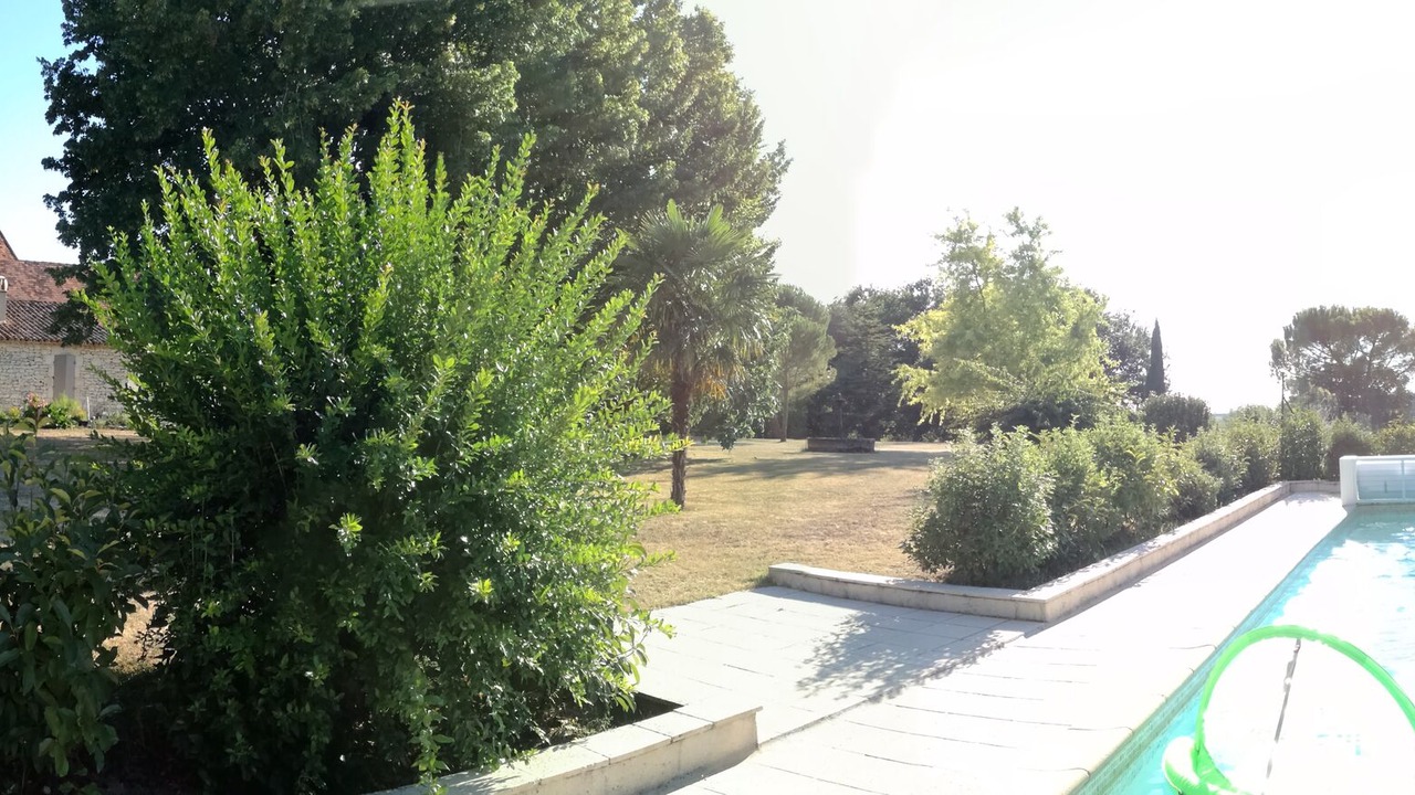 Photo of Outdoor in Douzains