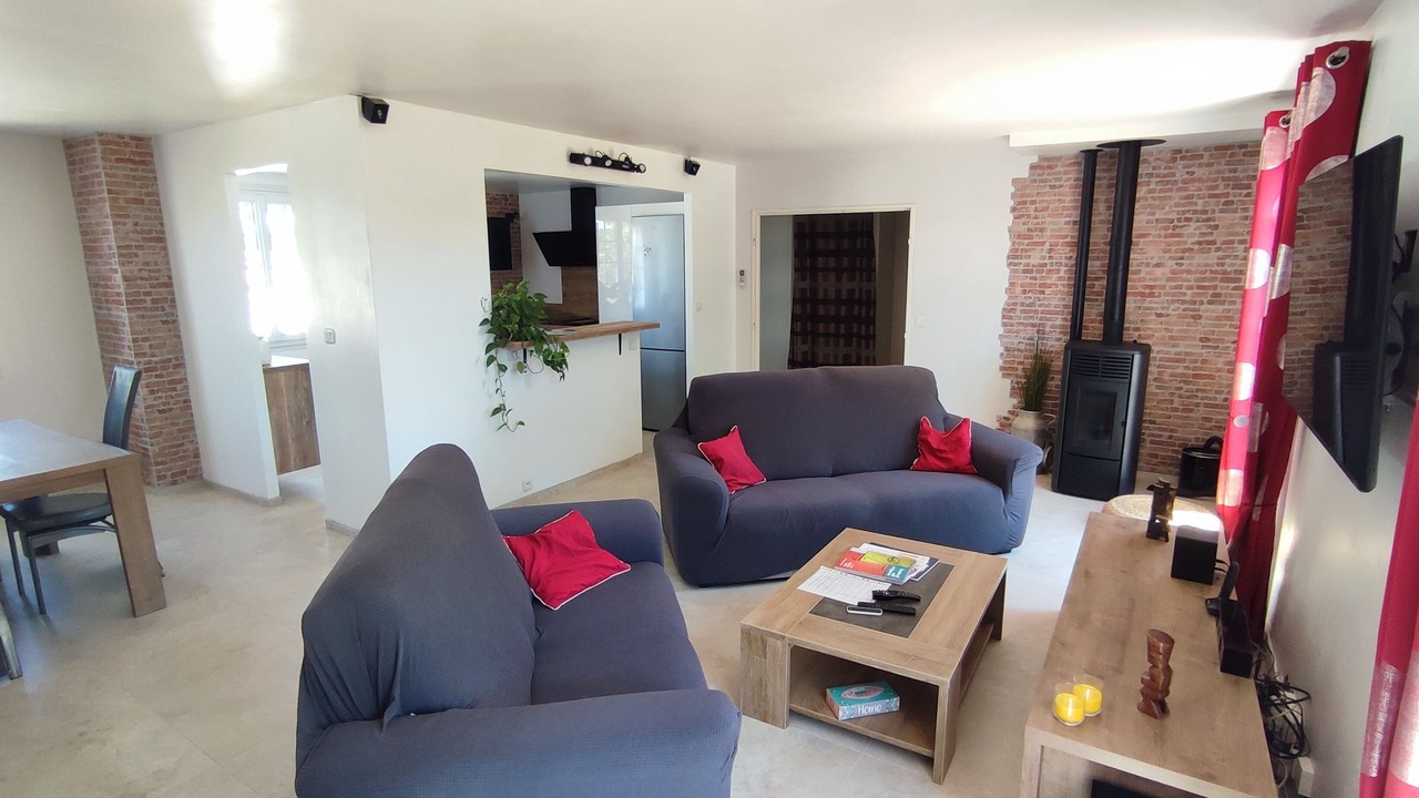Photo of Livingroom in Gard Rhodanien