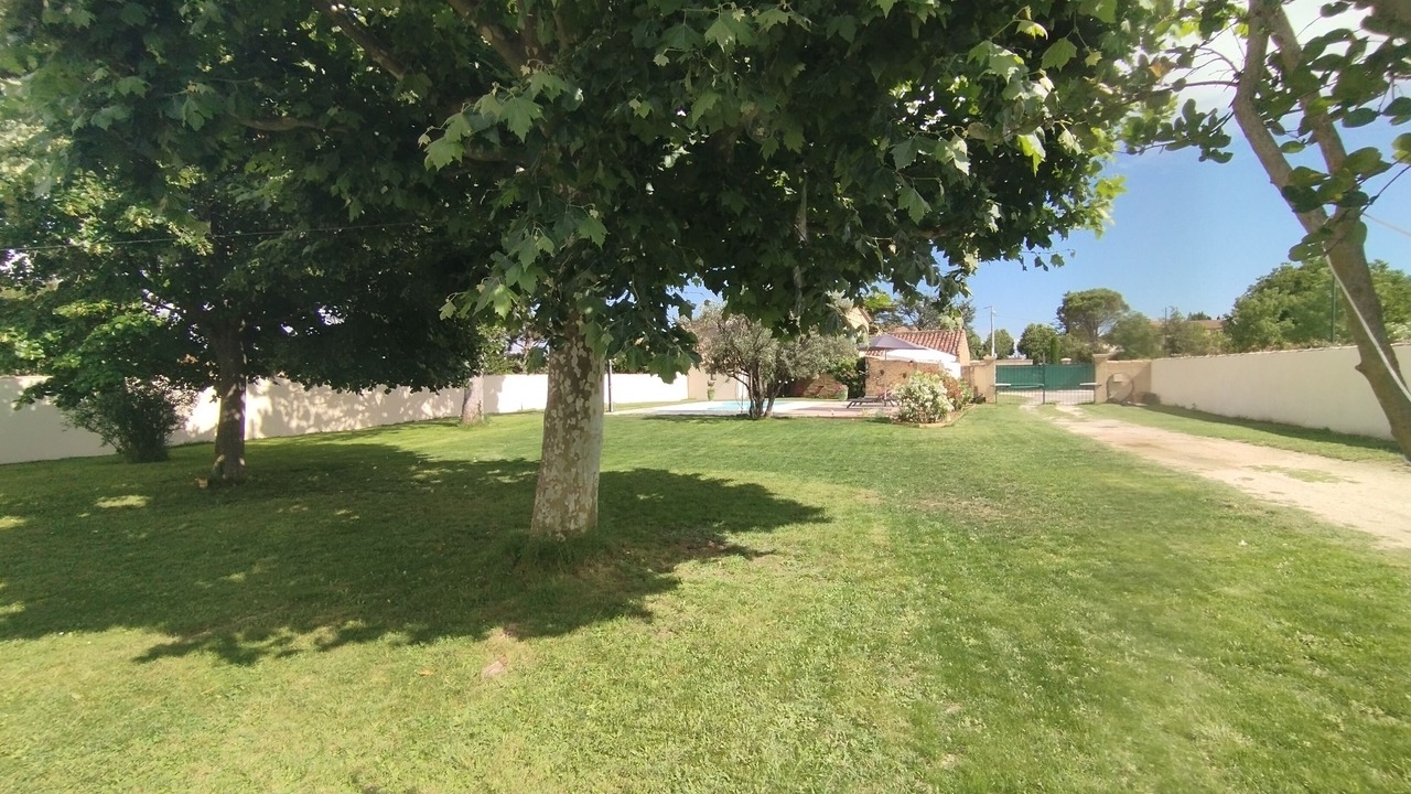 Photo of Outdoor in Entraigues-sur-la-Sorgue