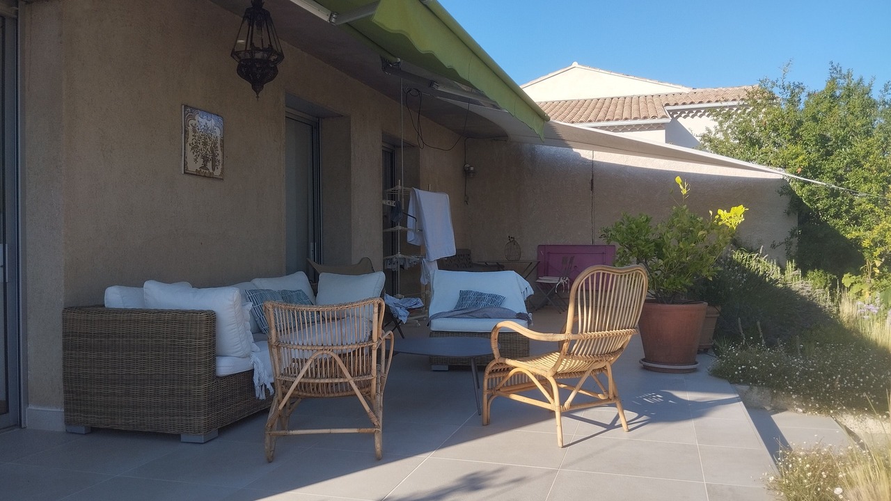 Photo of Patio Balcony in Entraigues-sur-la-Sorgue