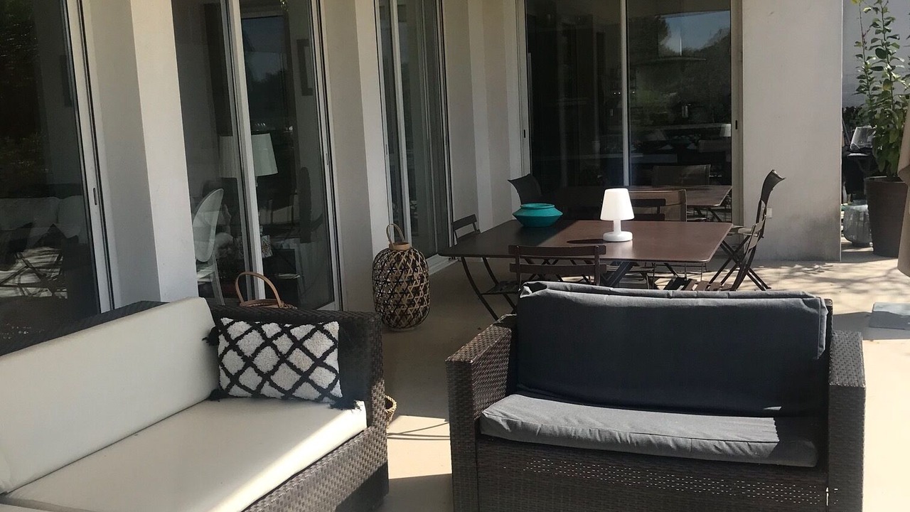 Photo of Patio Balcony in Costieres