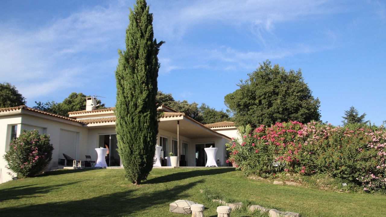 Photo of Outdoor in Costieres