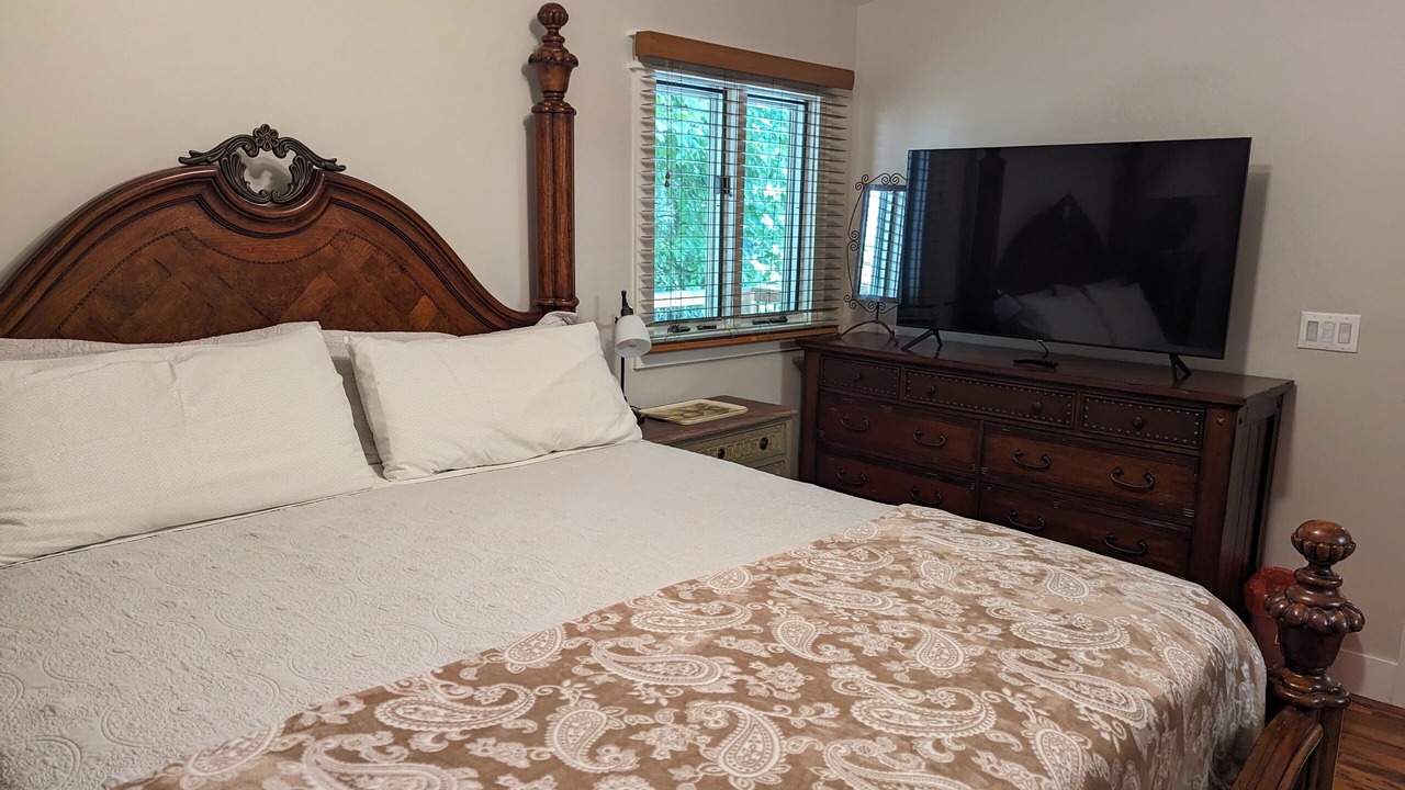 Photo of Bedroom in Waynesville
