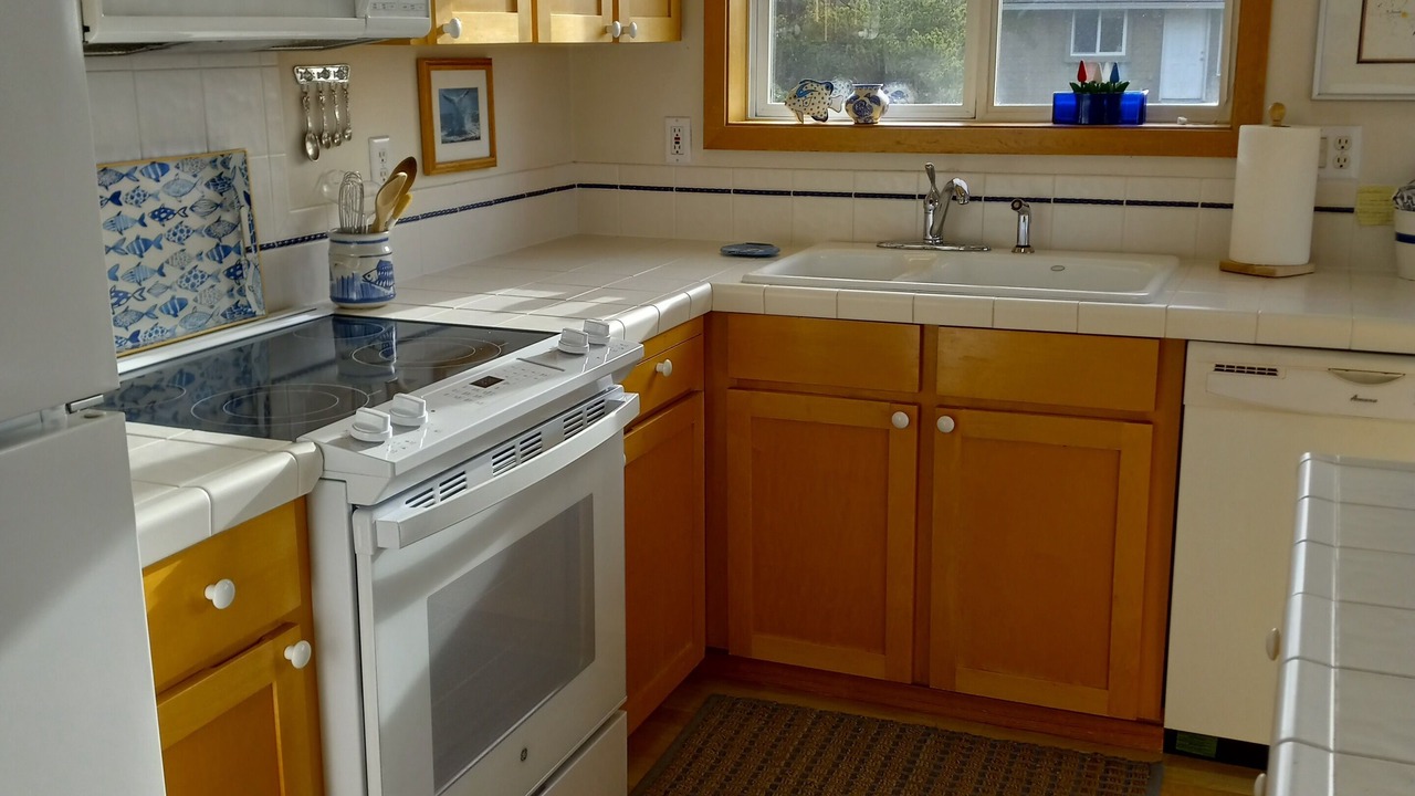 Photo of Kitchen in Manzanita