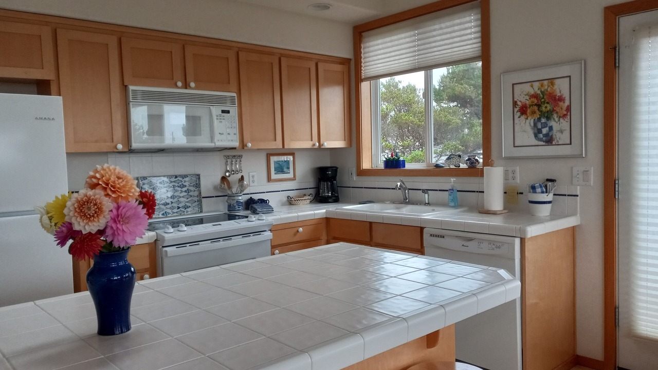 Photo of Kitchen in Manzanita