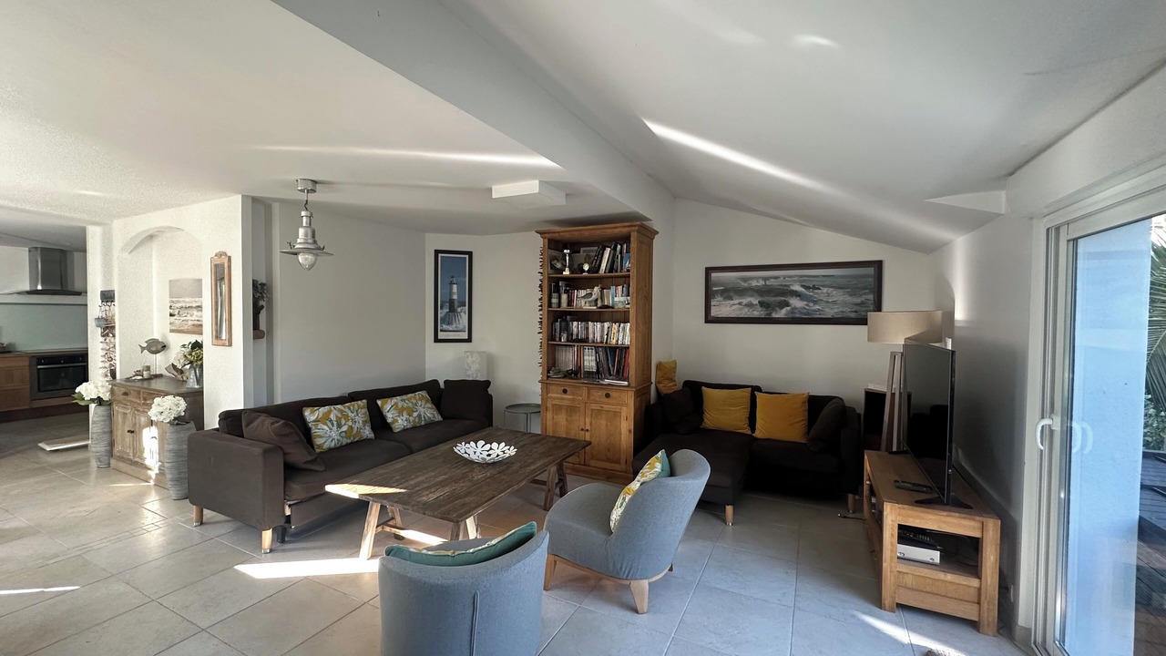 Photo of Livingroom in Bangor