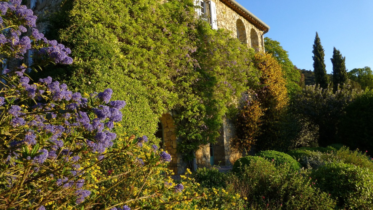 Photo of Others in Monoblet