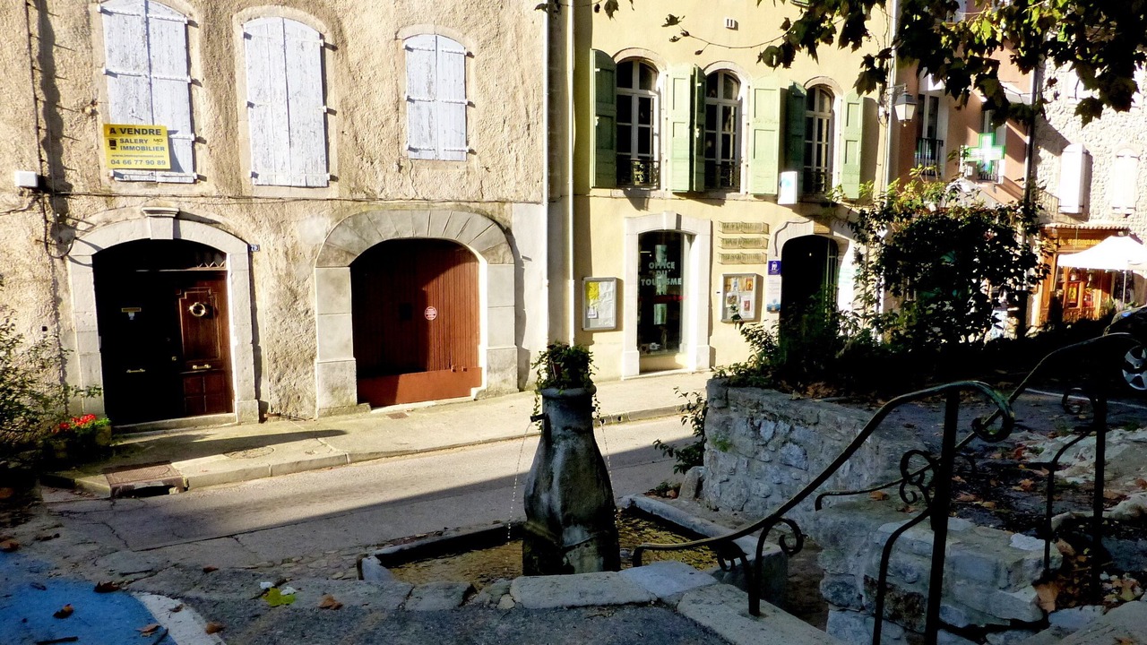 Photo of Others in Monoblet