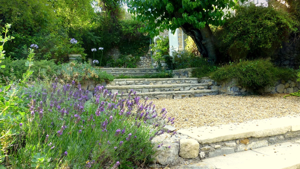 Photo of Others in Monoblet