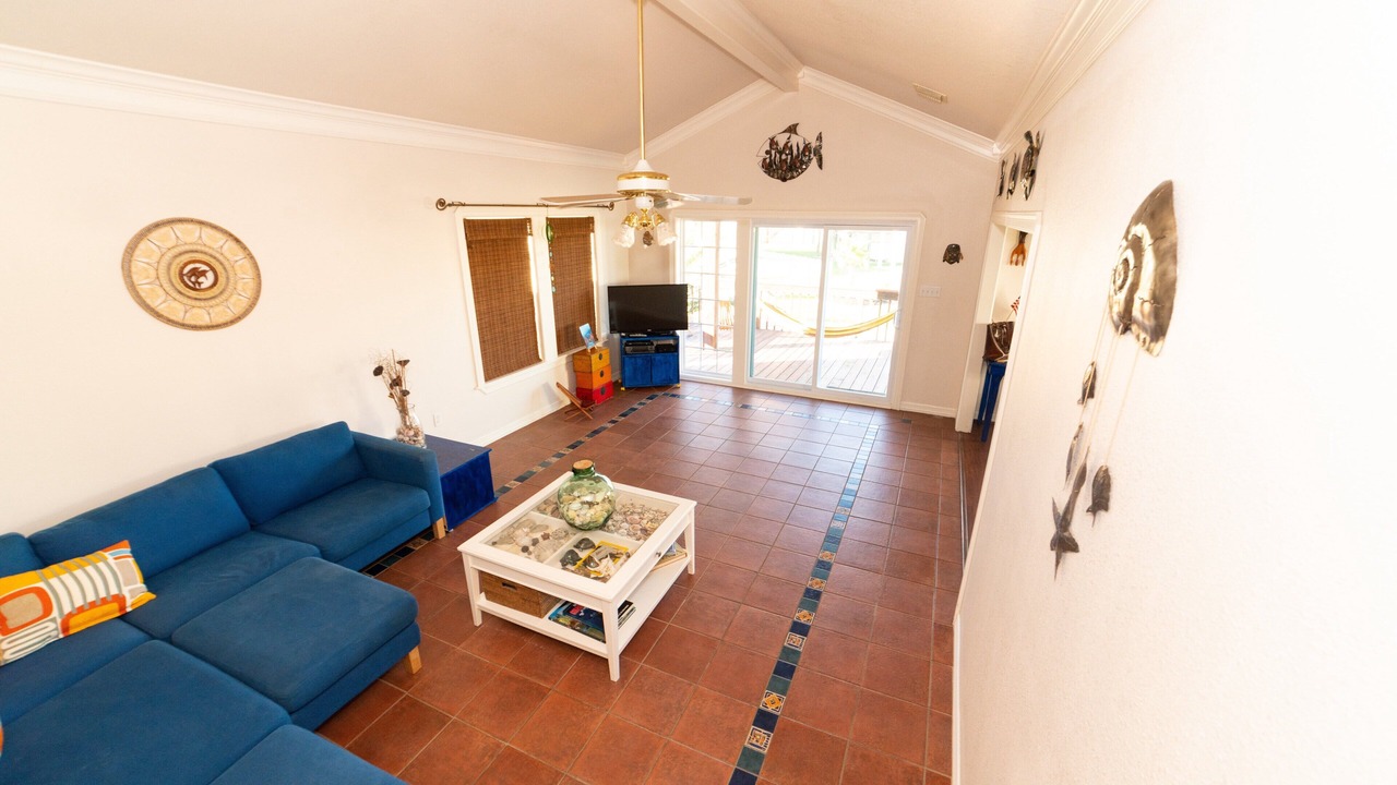 Photo of Livingroom in Isla Del Sol