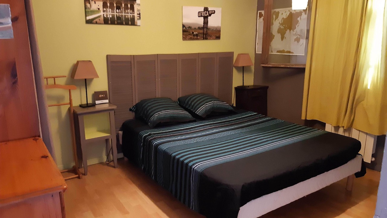 Photo of Bedroom in Cournonsec