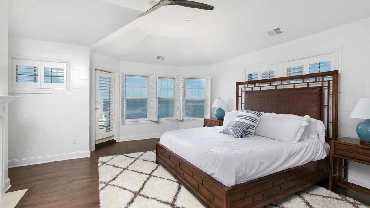 Photo of Bedroom in Harvey Cedars