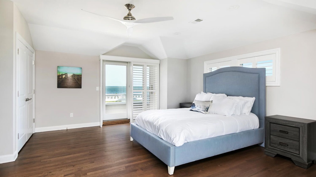 Photo of Bedroom in Harvey Cedars
